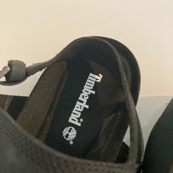 Sandals, size 7 fits like 7.5 LIKE NEW - Picture 3 of 3